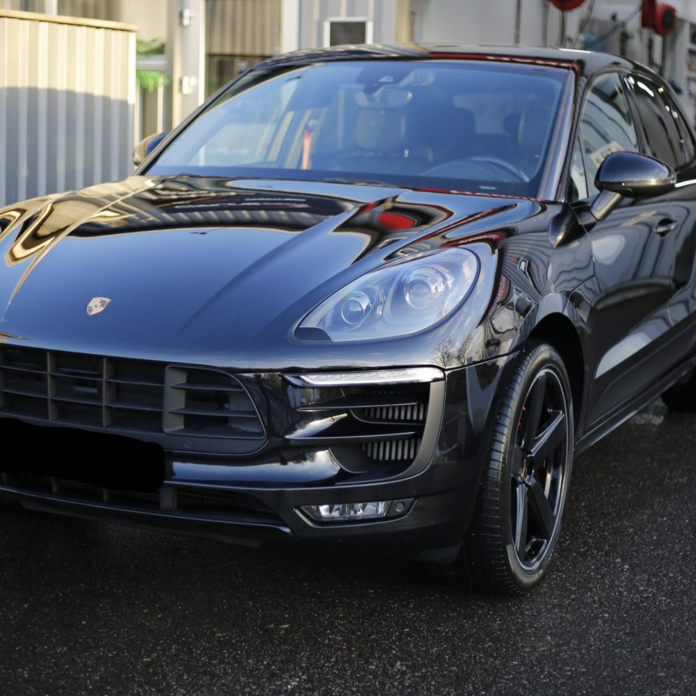 Inked_B1A5932_LI NS bilvård